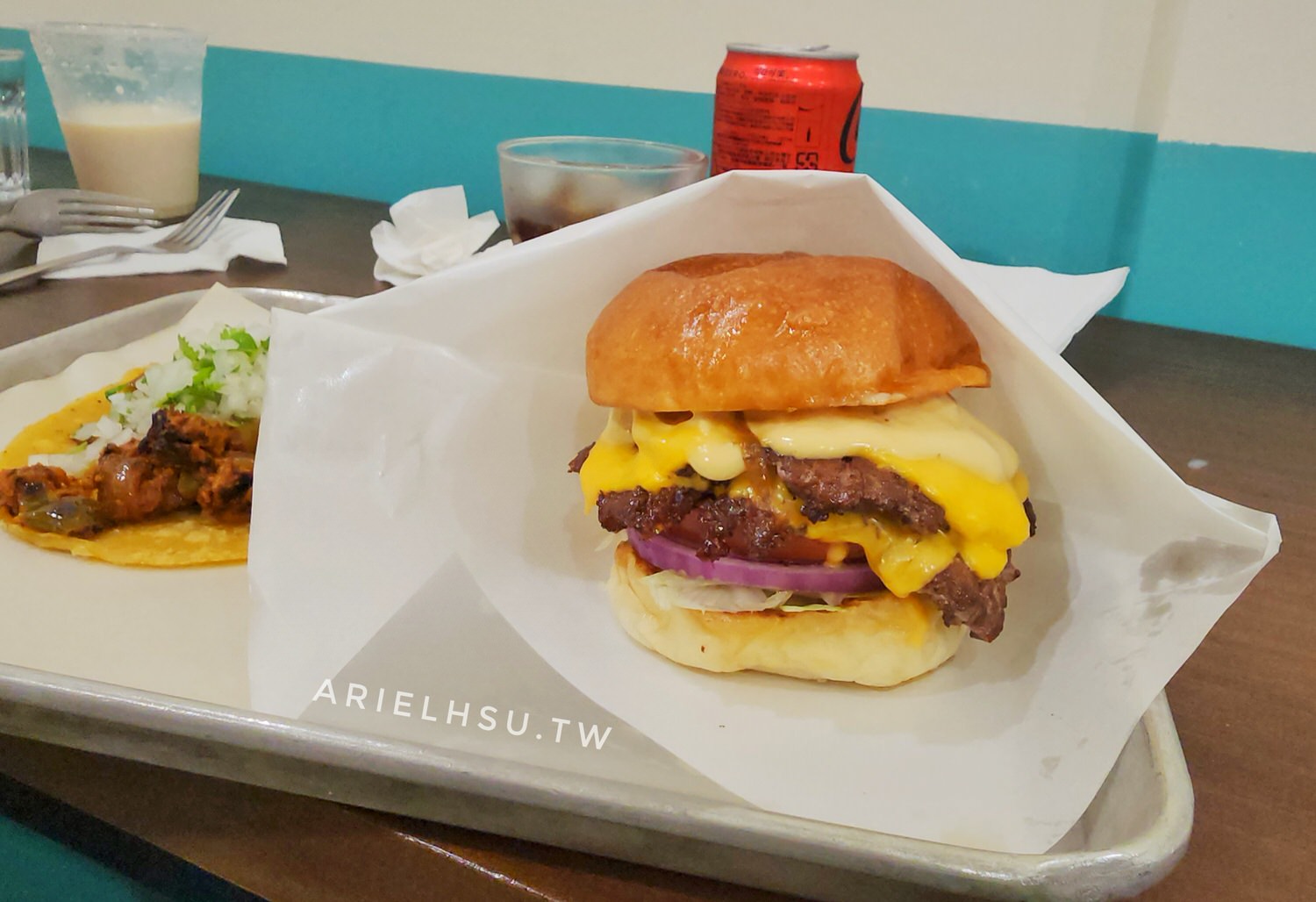 【食記】台北市信義區永春墨西哥餐廳推薦：漢堡界的法拉利~Mother Flippin' Burgers（MASA永春店）內含菜單